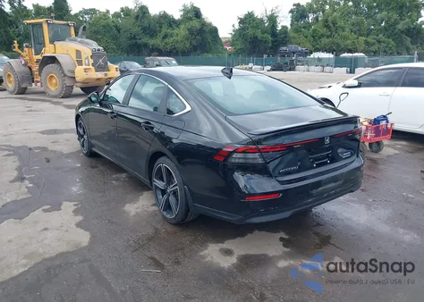2025 Honda Accord Hybrid Sport z USA, uszkodzony, nr VIN 1HGCY2F5XSA037740